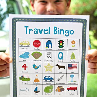 This is such a cute idea! Free printable travel bingo game for kids from MeanderAndCoast.com